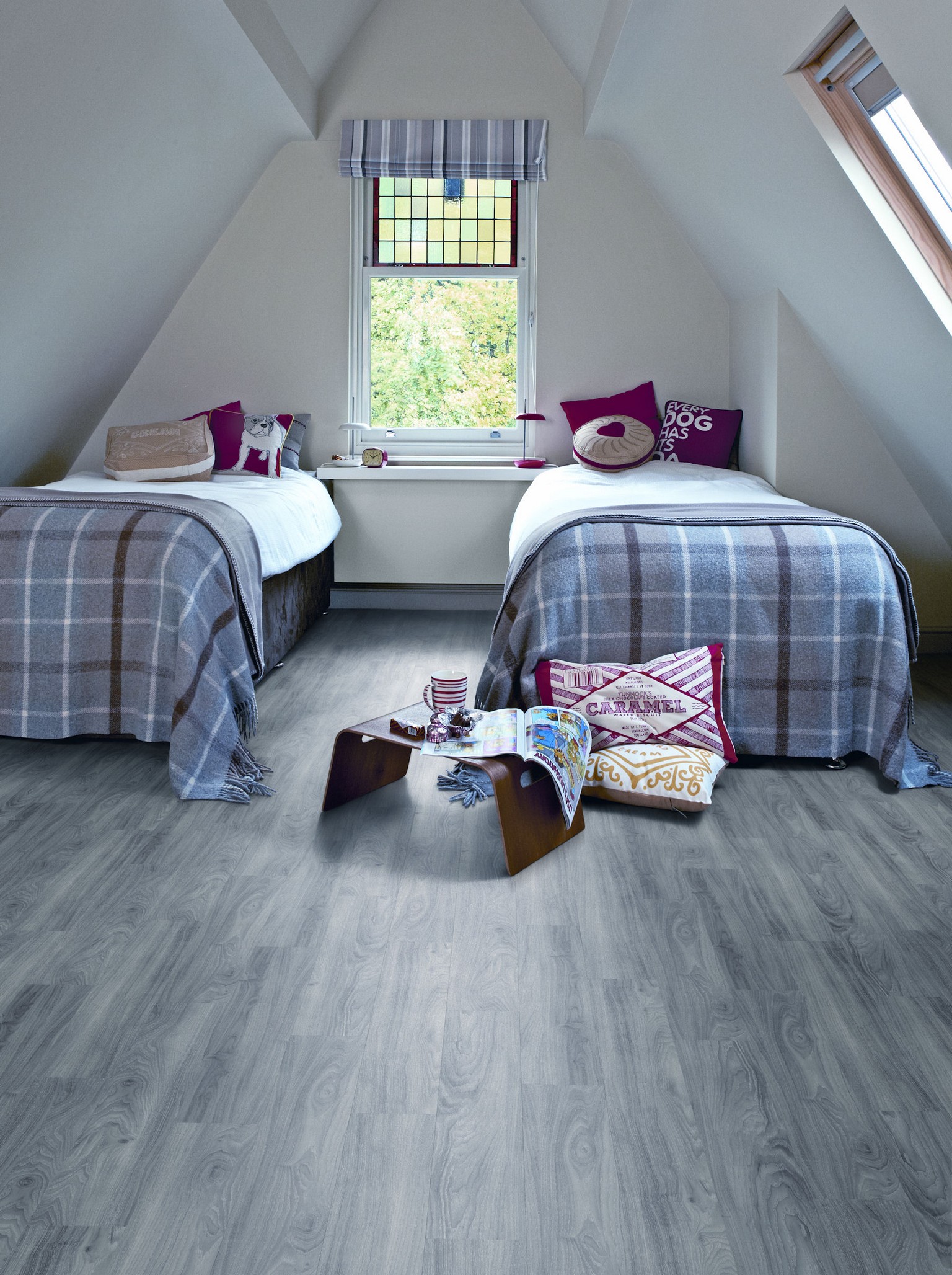 amtico flooring luxury vinyl in twin bedroom