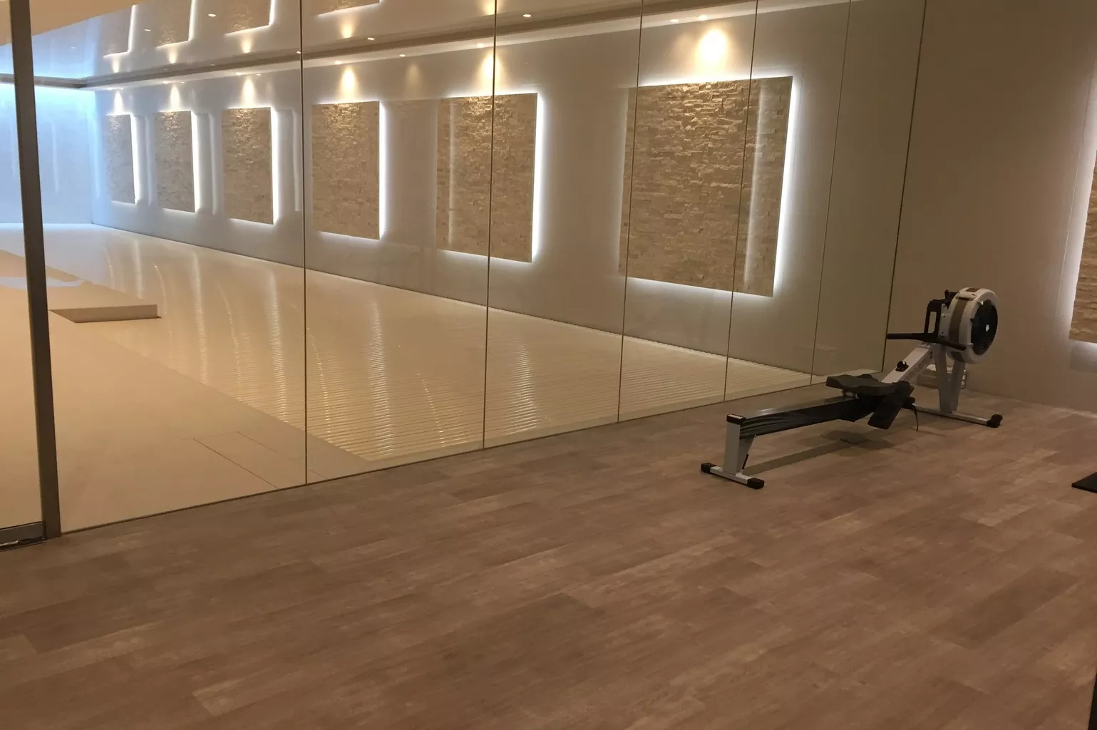luxury Karndean flooring poolside
