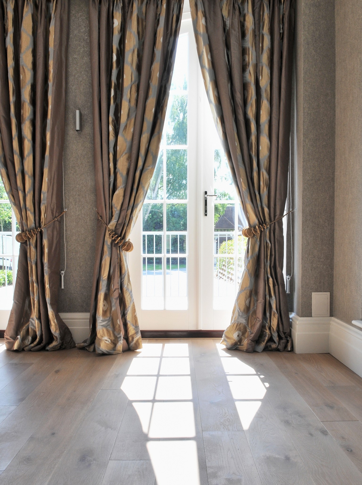 wood flooring and sash windows